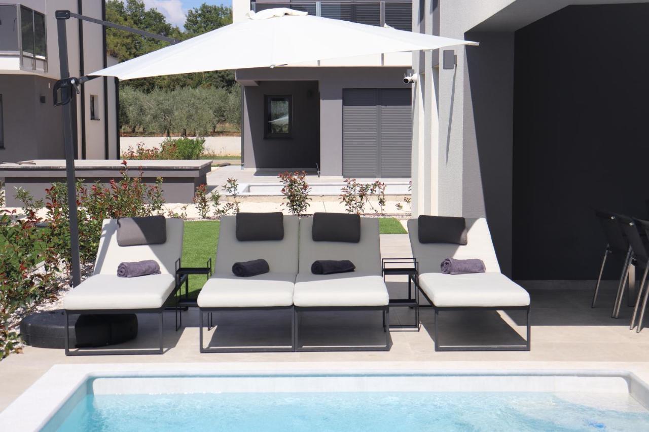 Meerbrise - Luxury Villa Banjole Exterior foto